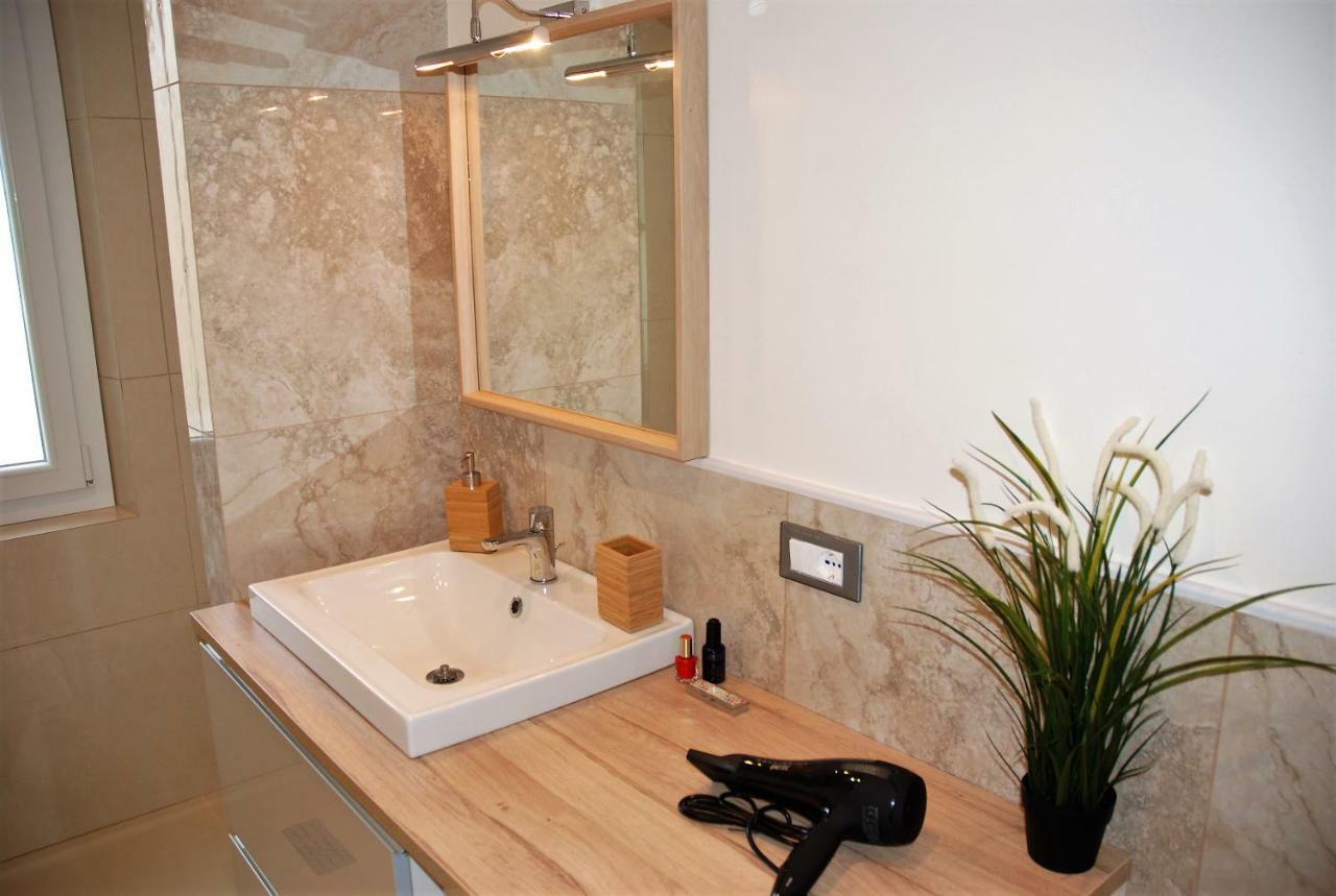 Cinque Terre The Square Apt - Two Bathrooms 라스페치아 외부 사진